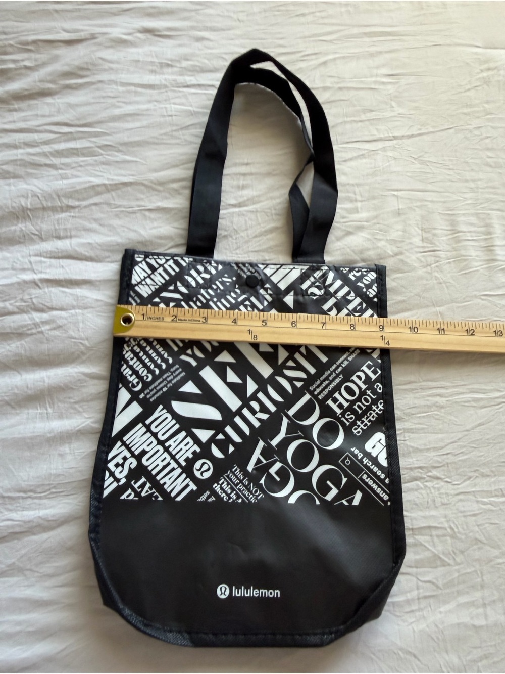 Lululemon Black & White Tote shopping bag - Picture 6 of 7